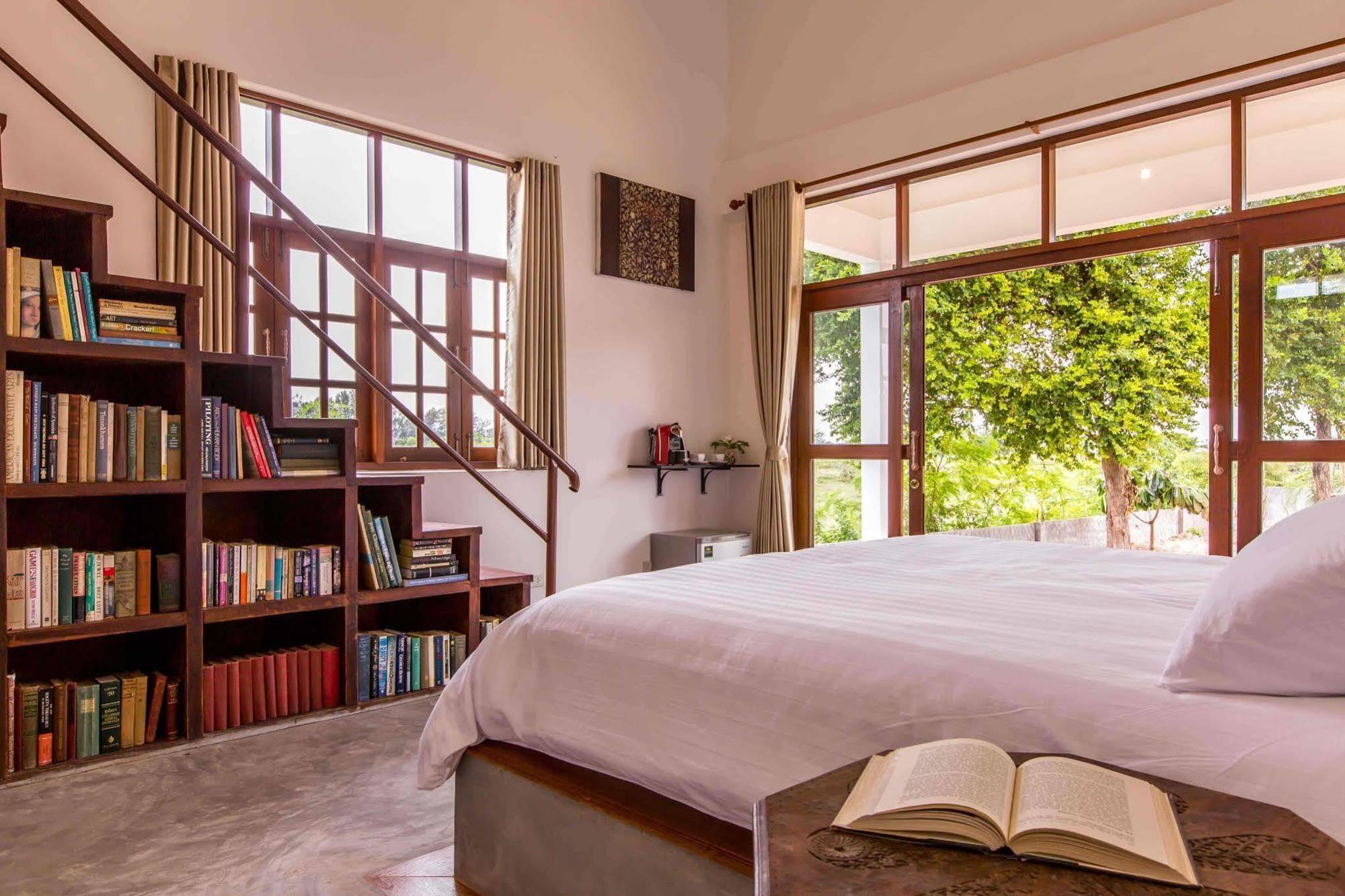 Tree Roots Retreat Hotel Rayong Buitenkant foto