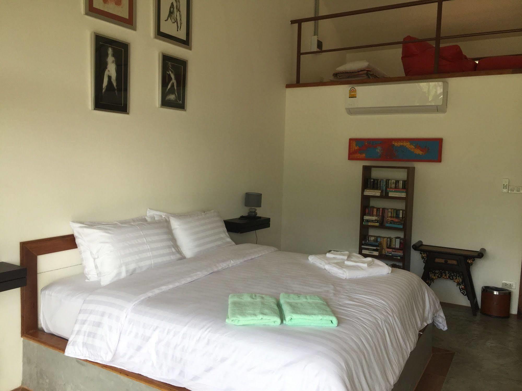 Tree Roots Retreat Hotel Rayong Buitenkant foto
